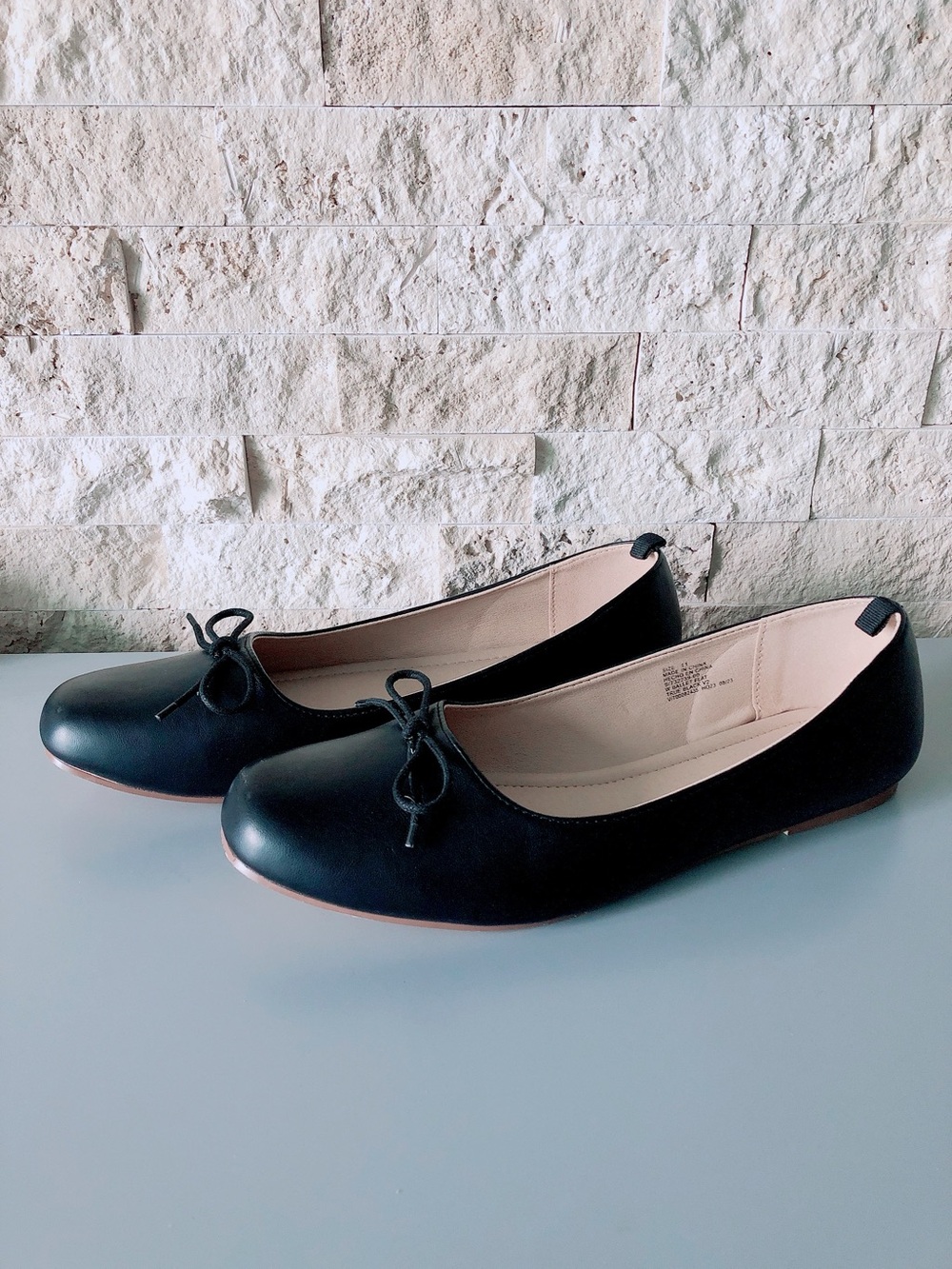 GAP Classic Black Women's Ballet Flats Bow Slip-Ons women’s shoes size 11